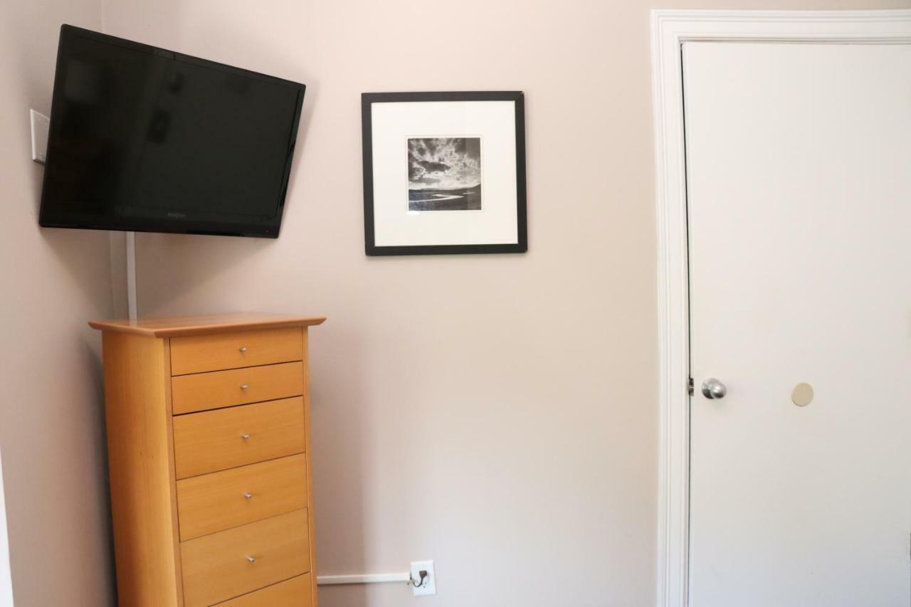Stylish Downtown Studio, #32 Бостон Экстерьер фото